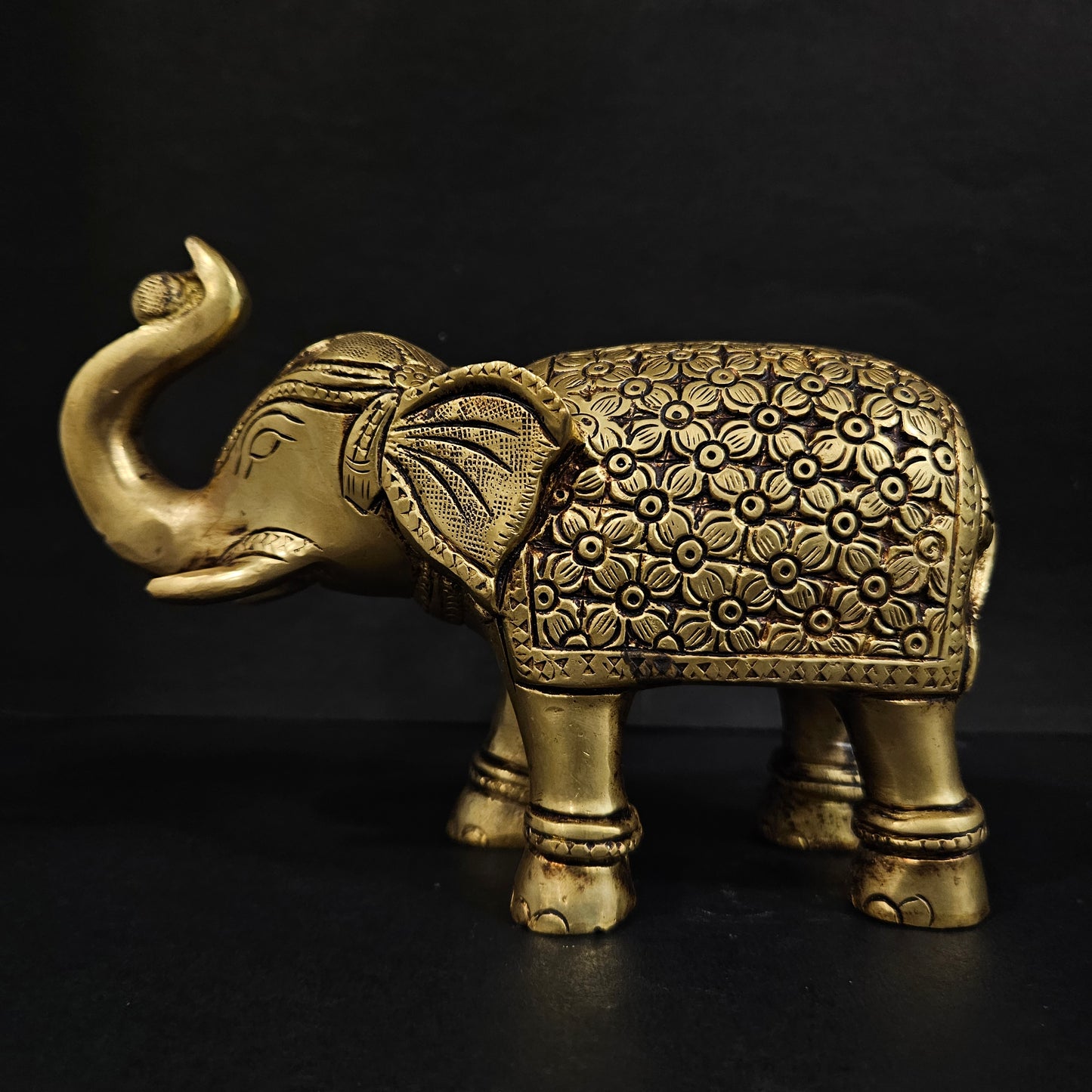 Brass Elephant with Beautifull Design Carving Work On Hathi Gajraj Lucky Figurine Showpiece for Home Statue Idol Handicraft Art