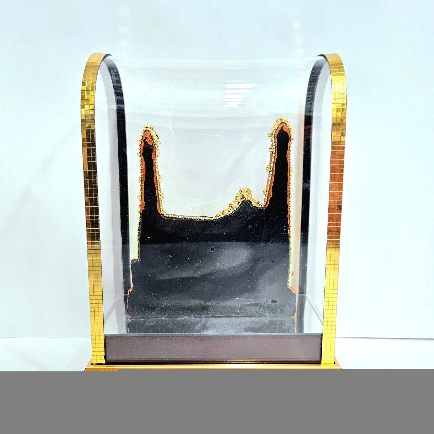 24 carat gold Plated mosque idol Statue showpiece Figurine in transparent cabin