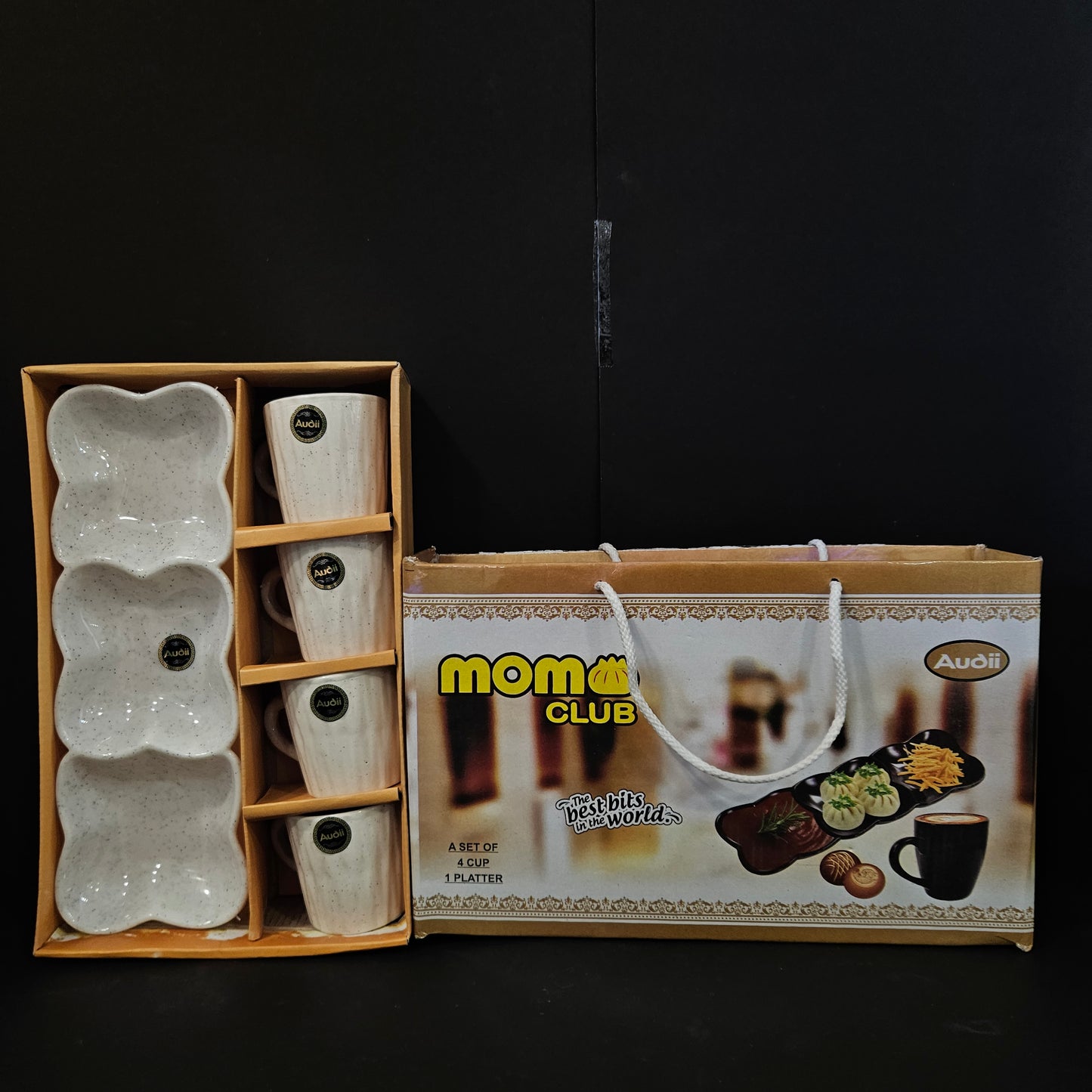 Audii Momo Club a set of 4 Ceramic cups & 1platter