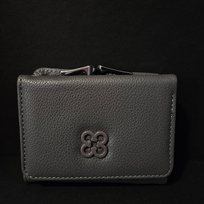 Leather Thin Slim Wallets for Women with magnetic Button