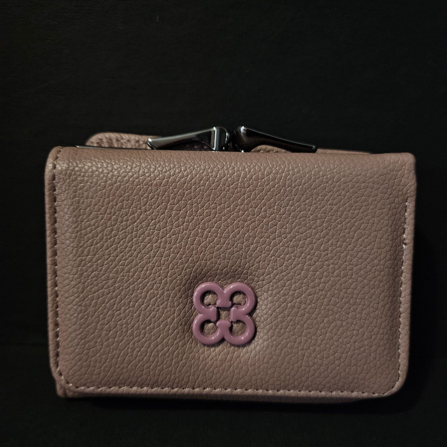Leather Thin Slim Wallets for Women with magnetic Button