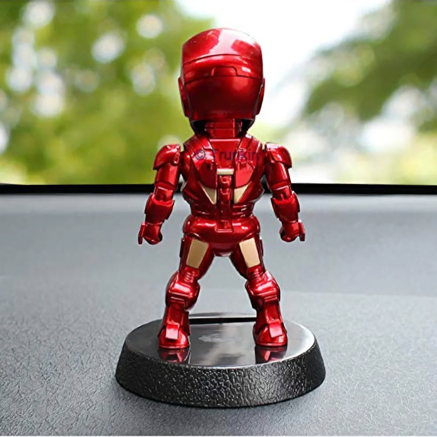 SOLAR POWERED IRON MAN BOBBLEHEAD SHOWPIECE FIGURINE