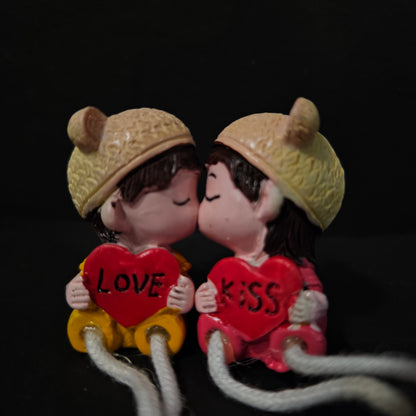 Decorative Miniature Romantic Love Kissing Couple Showpiece Decoration Items Birthday Wedding Gift for Husband Wife