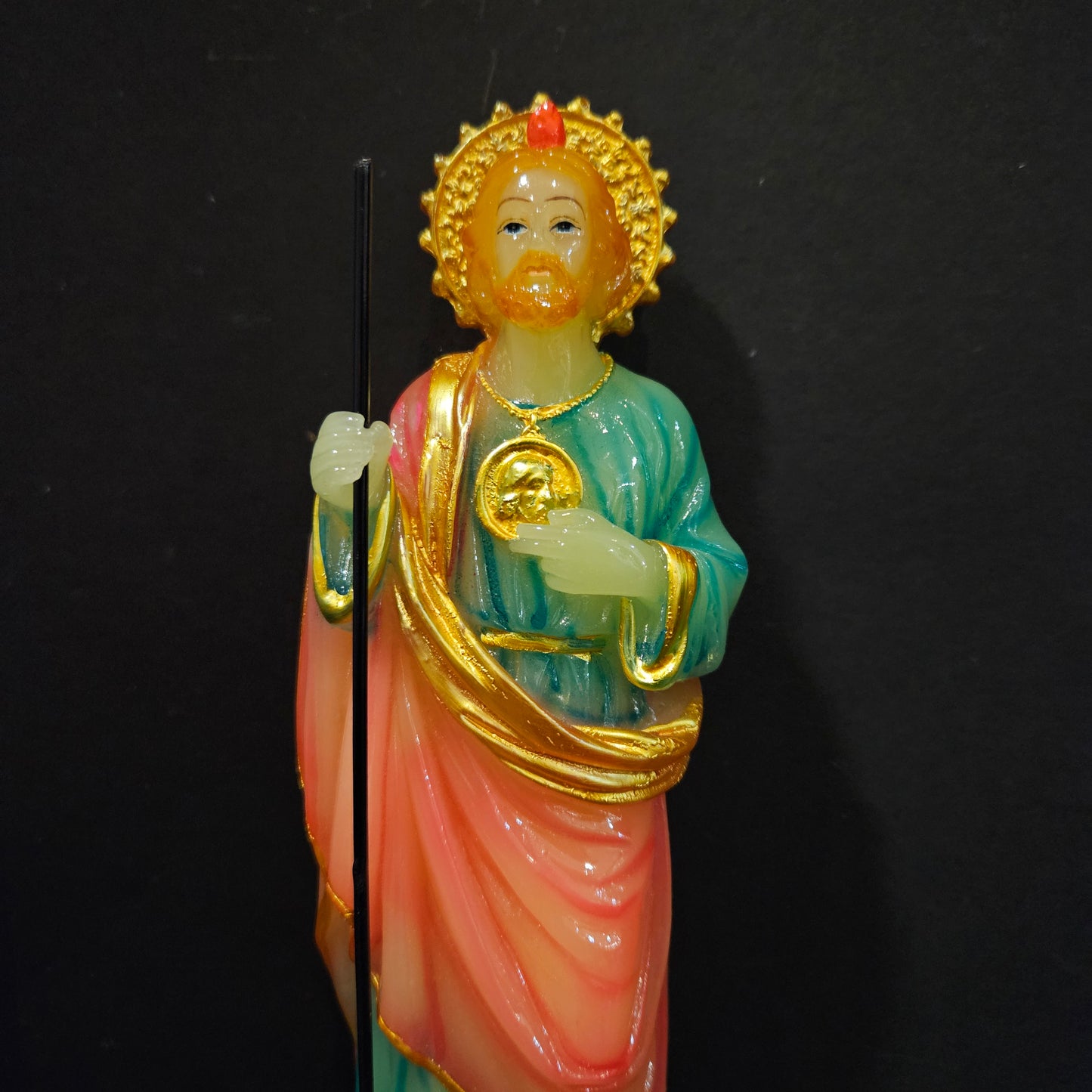 The statue of Saint Jude Thaddeus Showpiece Figurine