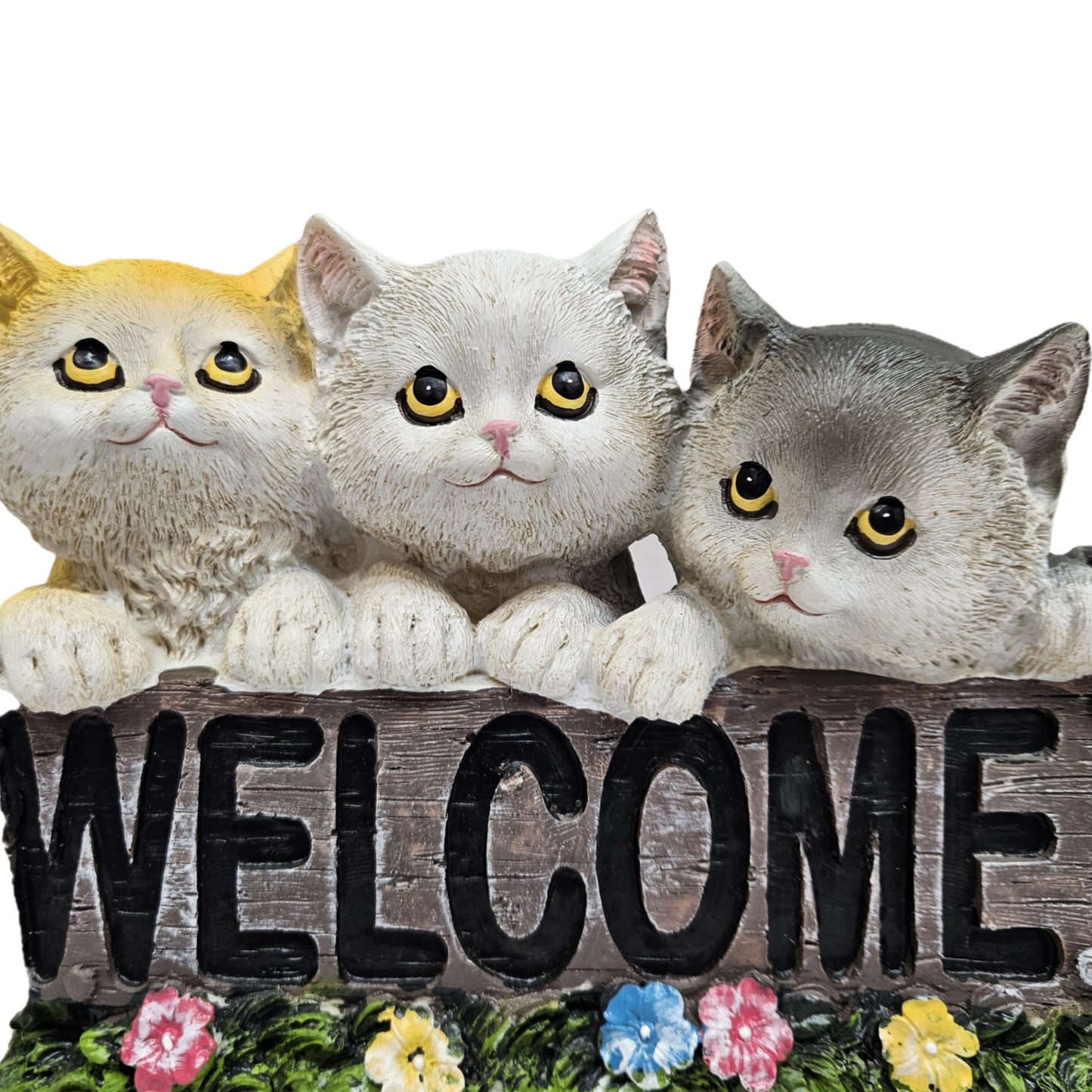 Gardman Animal Welcome Sign Cat featuring three kittens painted on a wood-style design
