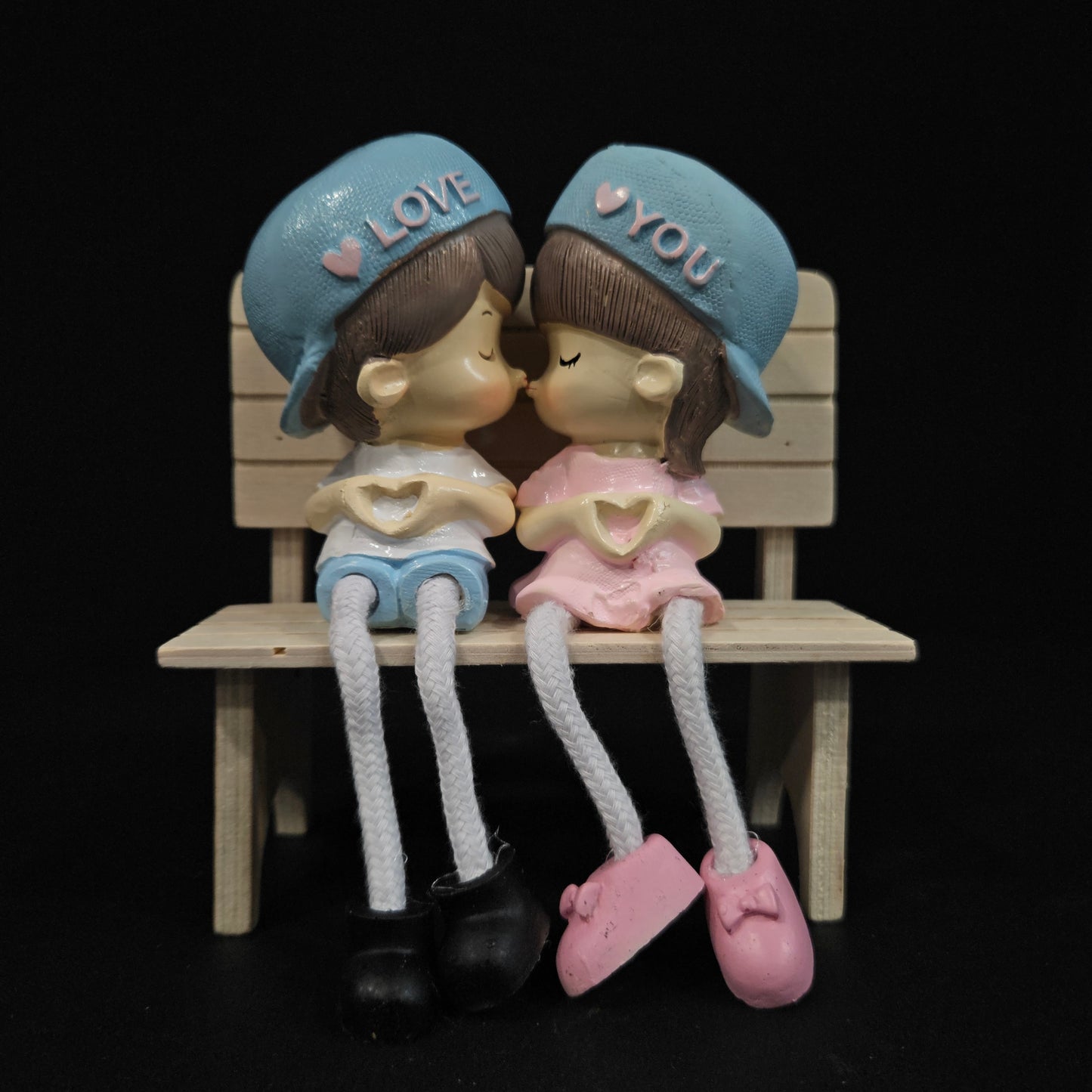 The Modern Soul Valentine Special Cute   couple on wooden bench