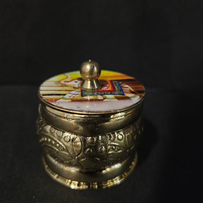Traditional Handmade Brass Round Kumkum/Sindoor Box/Sindoor dibbi With Glass Lid for Womens Utility & Gift