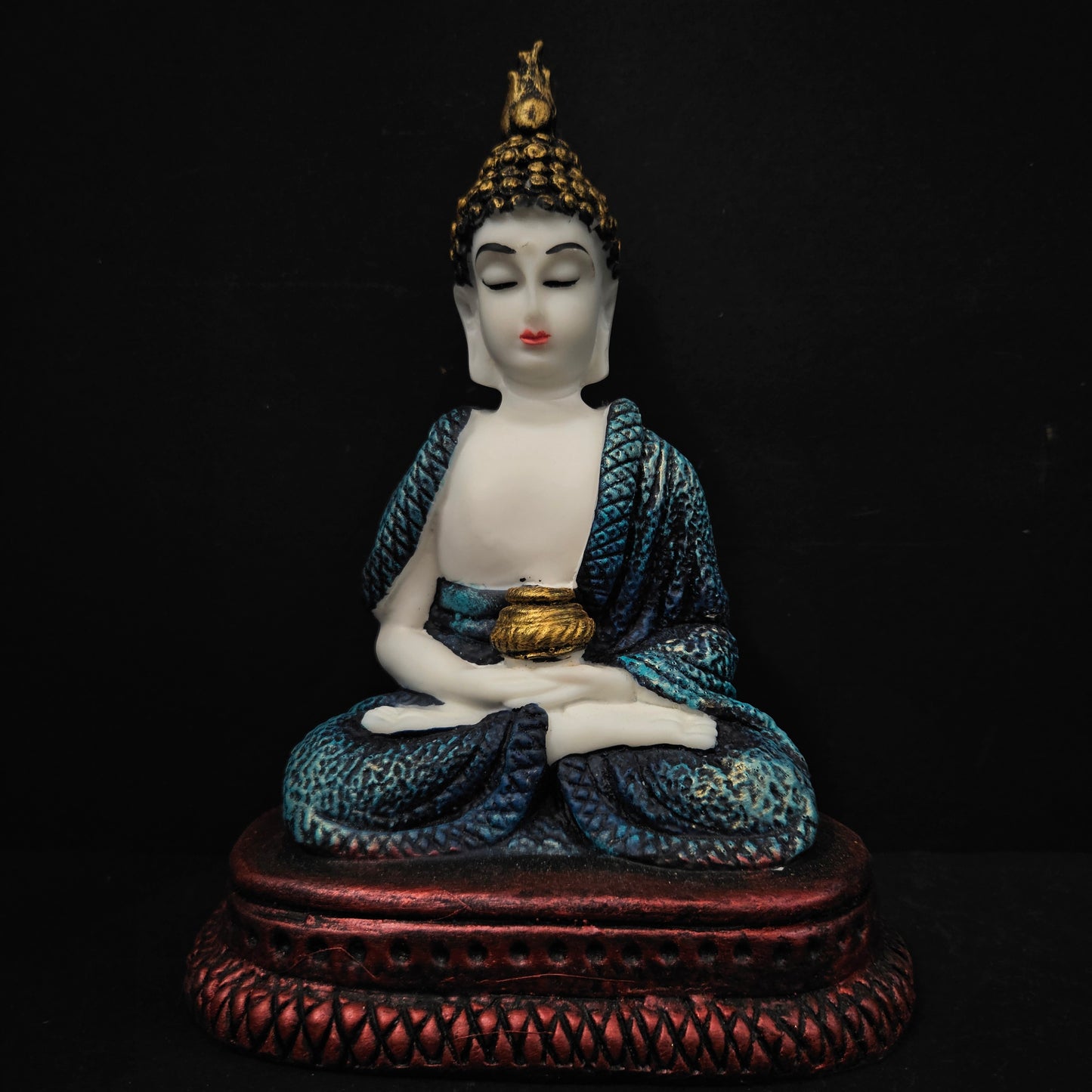 Polyresin Sitting Buddha Idol Handcrafted Statue Showpiece for HomeDecor,Living Room Decoration Gift Items