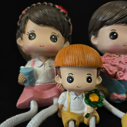 Happy 4 family members Sculpture Statue Showpiece Figurine for couples & anniversary gifting