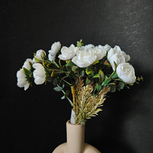 Garden roses artificial banquet floweral bunch to bring elegant look to your home
