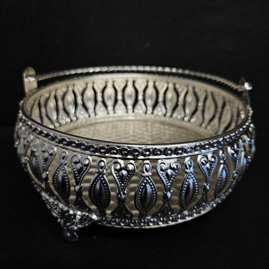 Pooja Round Flower Basket for Pooja/Decor Traditional Handcrafted Flower Basket for Pooja/Worship Plated Bowl Home Mandir Office Wedding Return Diwali Gift Items