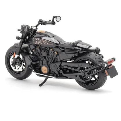 Die-Cast Bike Model with Realistic Detailing – Premium Metal Motorcycle Toy for Kids & Collectors – Side Stand & Free-Roll Wheels