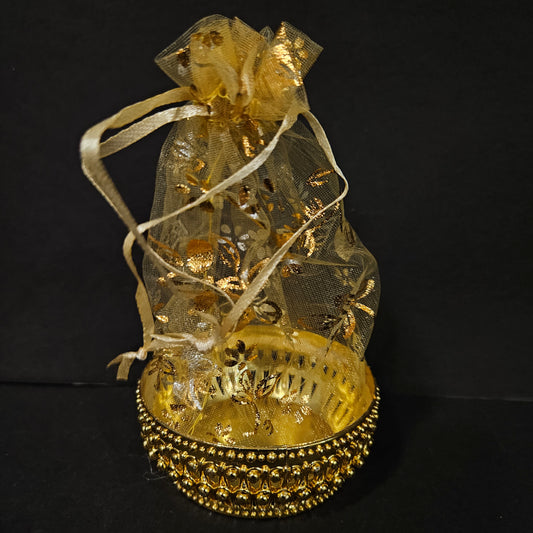 Cute little designer basket for chocolate gift hamper